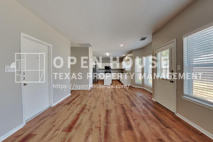 6231 Cotton Field Ln - Photo 6 of 23
