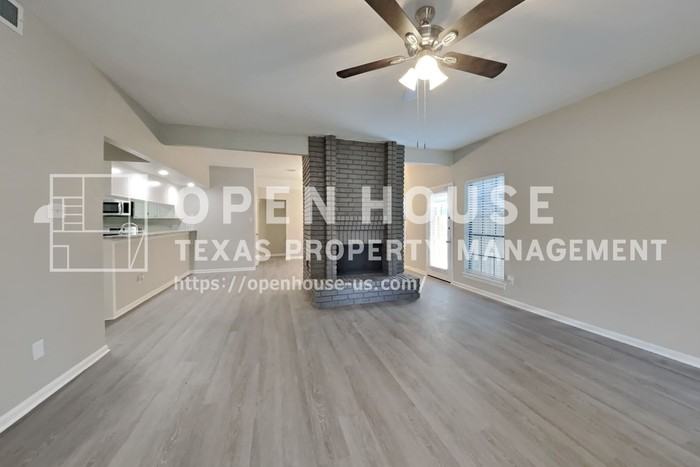 3418 Creek Manor Dr - Photo 4 of 21