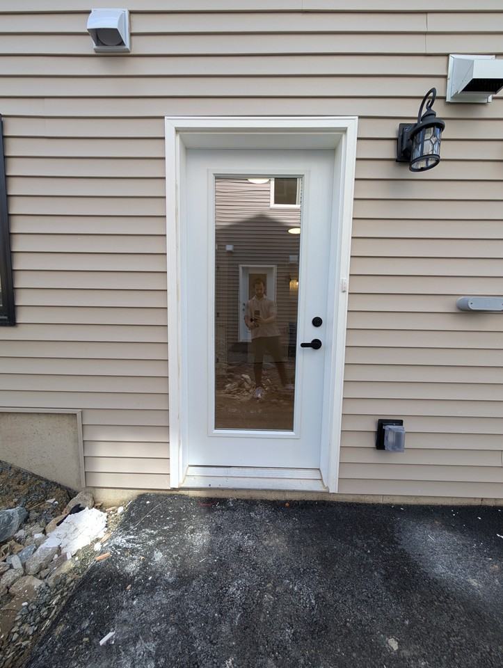 195 Honeygold Drive - Photo 2 of 14