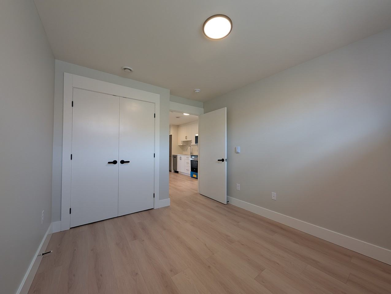 195 Honeygold Drive - Photo 7 of 14