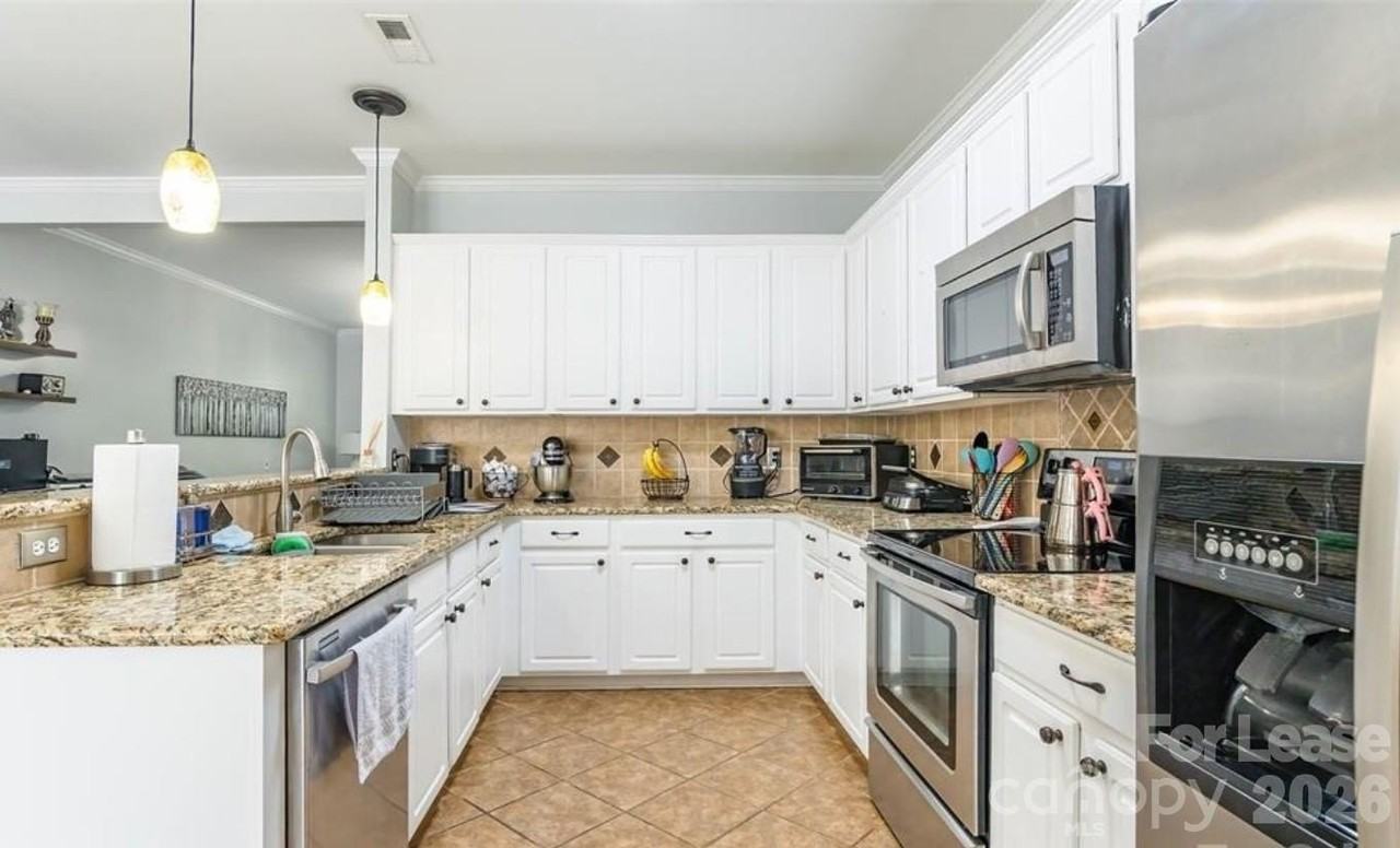 5623 Fetzer Ave Nw - Photo 5 of 13