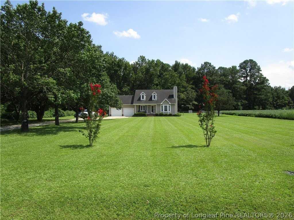 7256 Goldsboro Rd - Photo 2 of 35