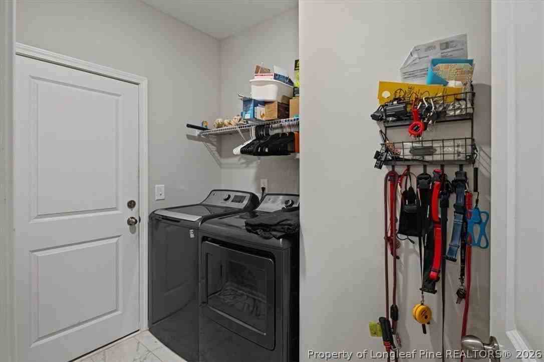 381 Countryside Dr - Photo 7 of 25