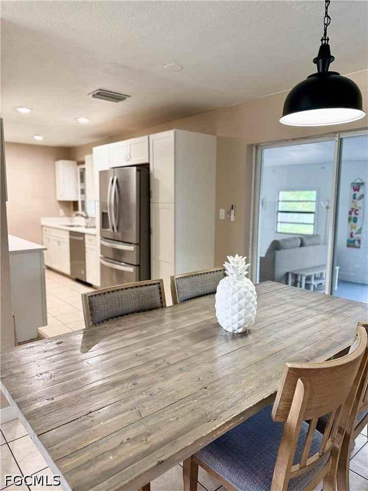7313 Lobelia Rd - Photo 6 of 14
