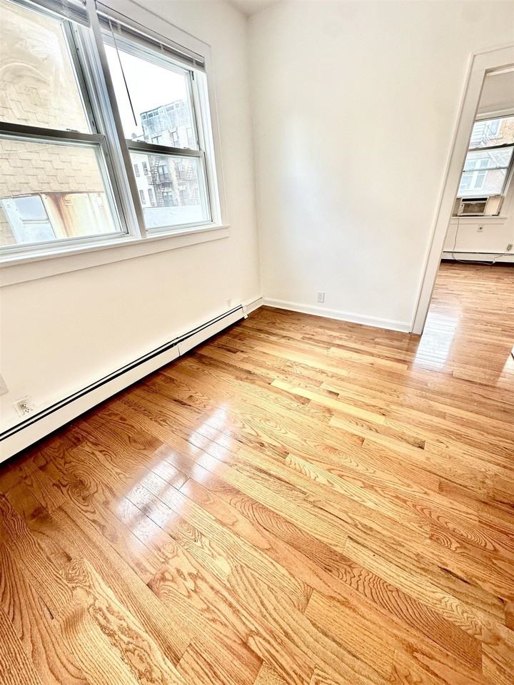 418 Central Ave #2 - Photo 7 of 17