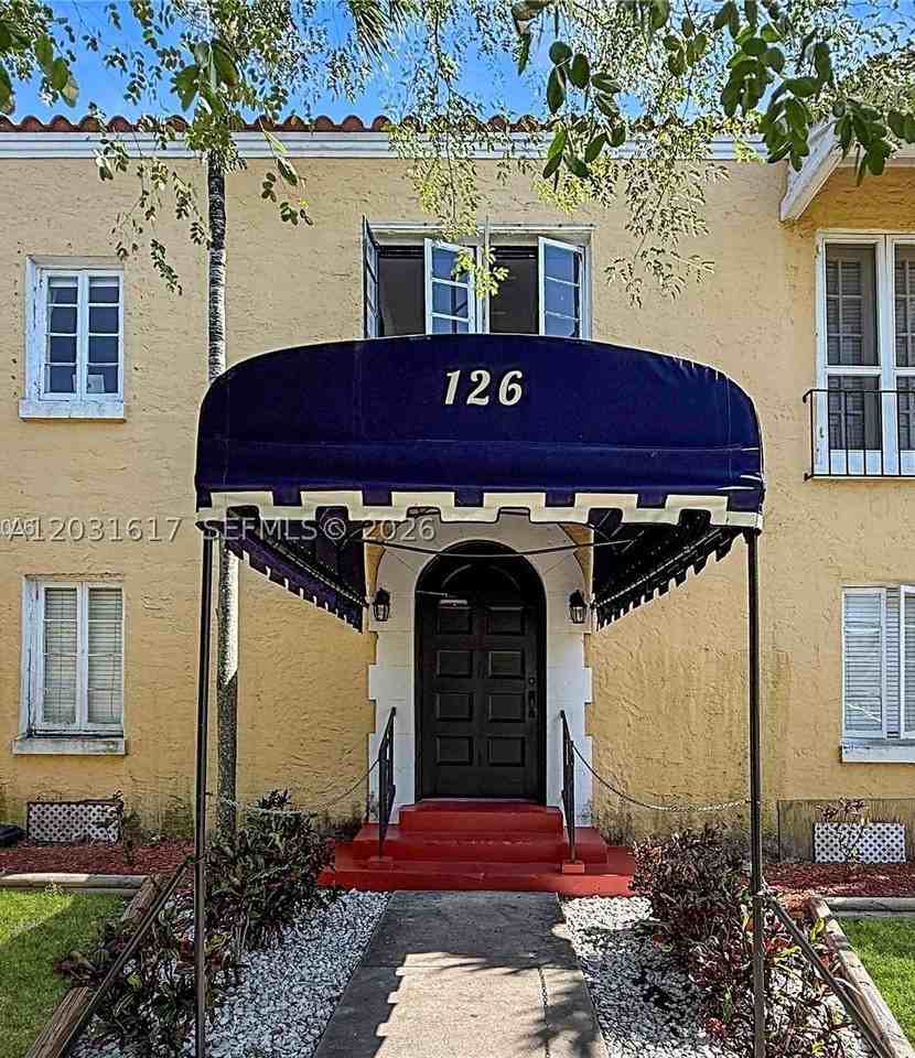 126 Mendoza Ave #2A