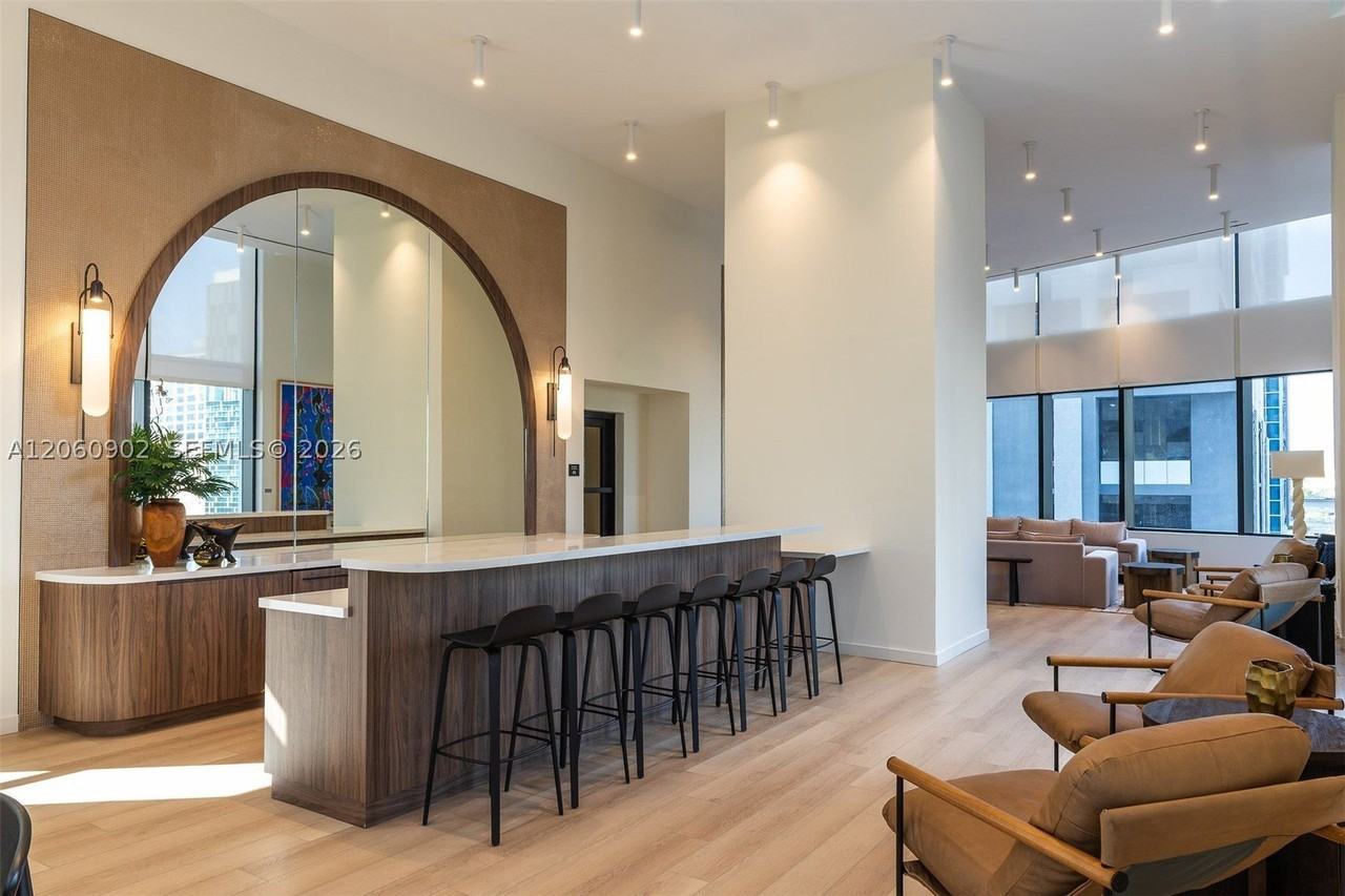 225 N Miami Ave #2904