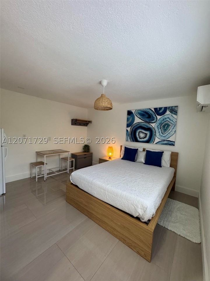 9635 Sw 16th St - Photo 2 of 9