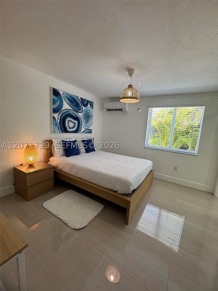 9635 Sw 16th St - Photo 7 of 9