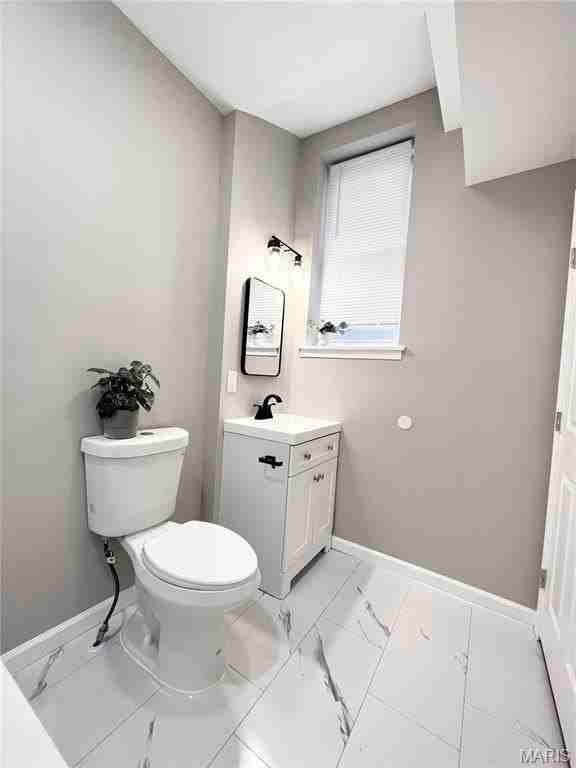 3318 Illinois Ave #2F - Photo 7 of 12