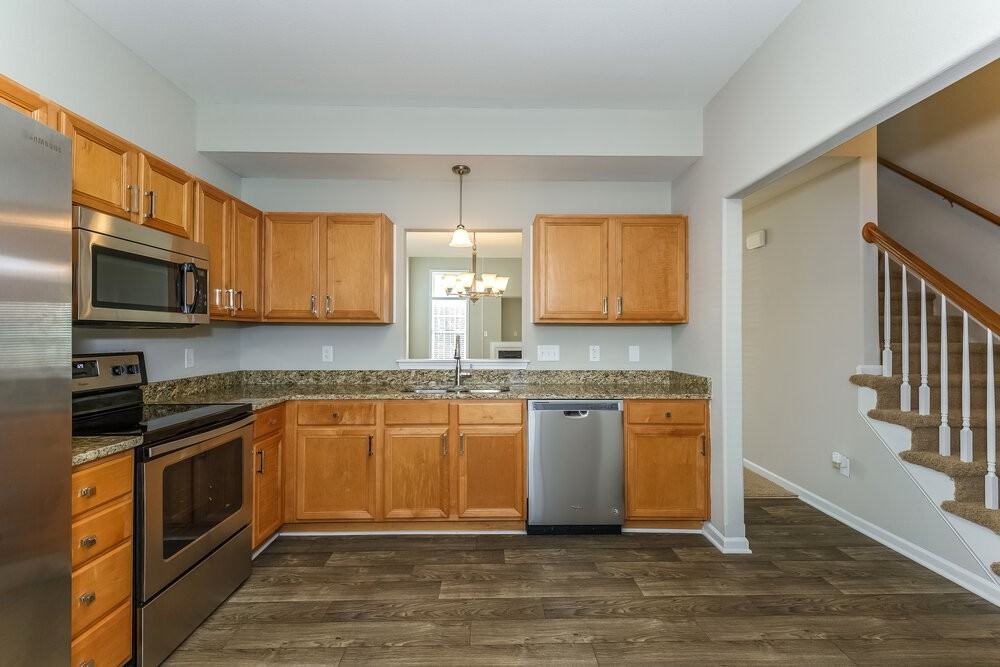 3012 Sunlight Path Dr - Photo 6 of 15