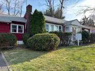 42 Fulton Ave - Photo 2 of 26