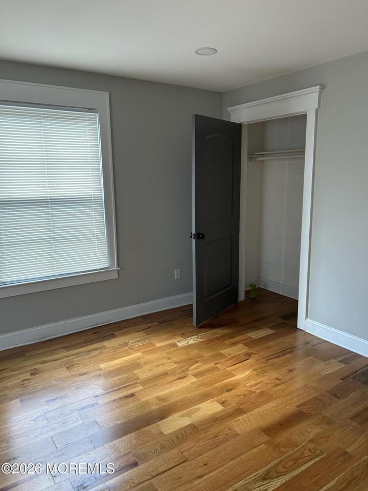 415 E 3rd Ave - Photo 4 of 9
