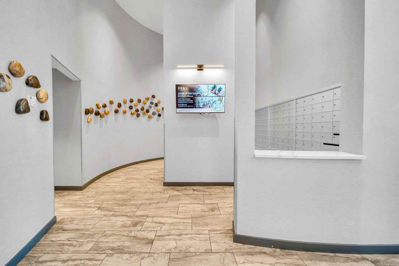 701 S Wells St #3400 - Photo 6 of 50