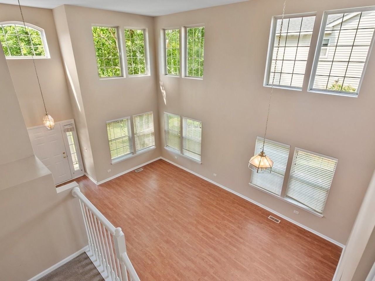 2607 Flagstone Cir - Photo 6 of 36