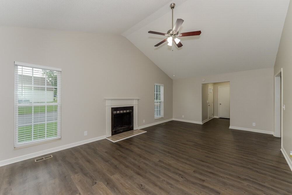 1701 Hunters Branch Rd - Photo 3 of 16
