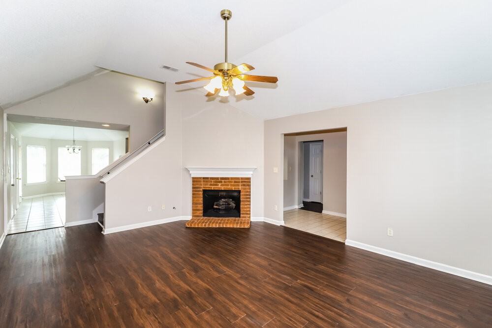 11195 Cashmere Wood Dr - Photo 7 of 17