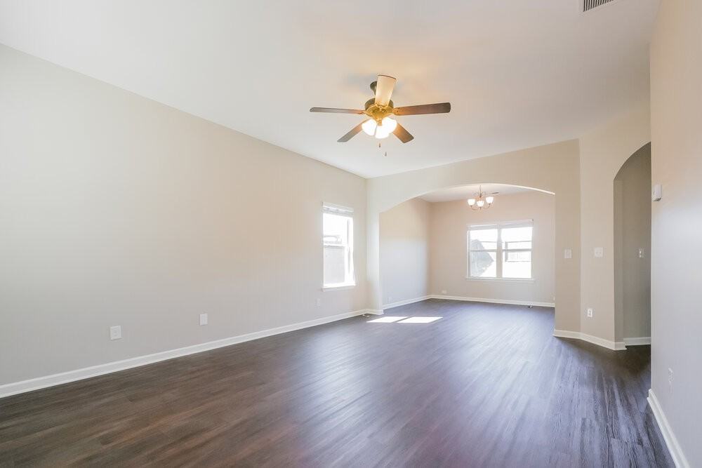 11103 Wind Ridge Dr - Photo 5 of 17