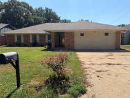 featured image of 1012 Purdue Dr