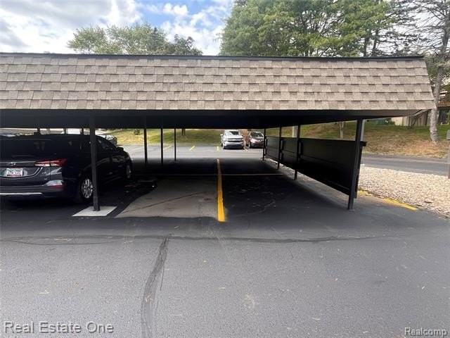 1653 Riverside Dr - Photo 3 of 14