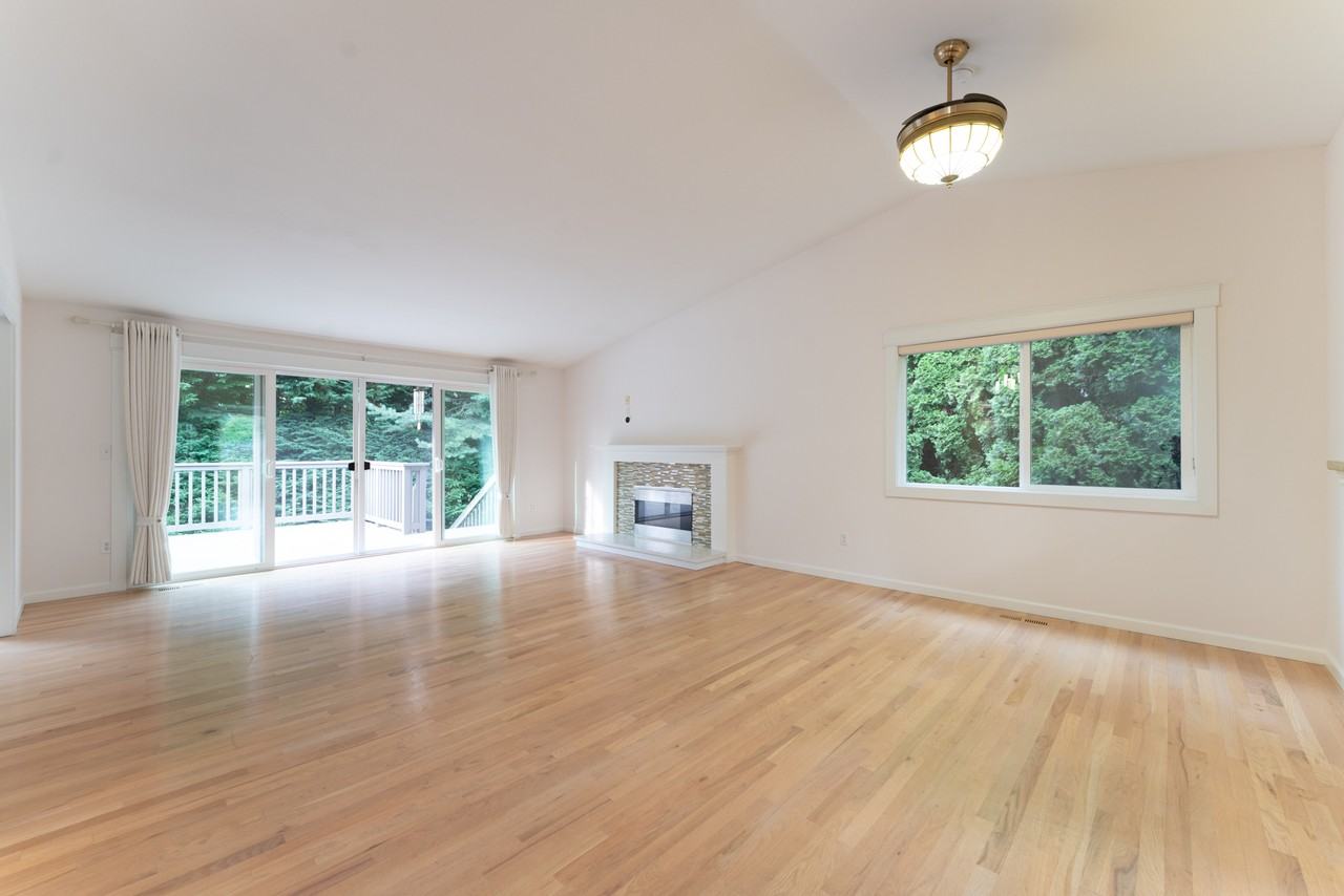 10606 NE 19th Pl Bellevue WA 98004 #1 - Photo 6 of 39