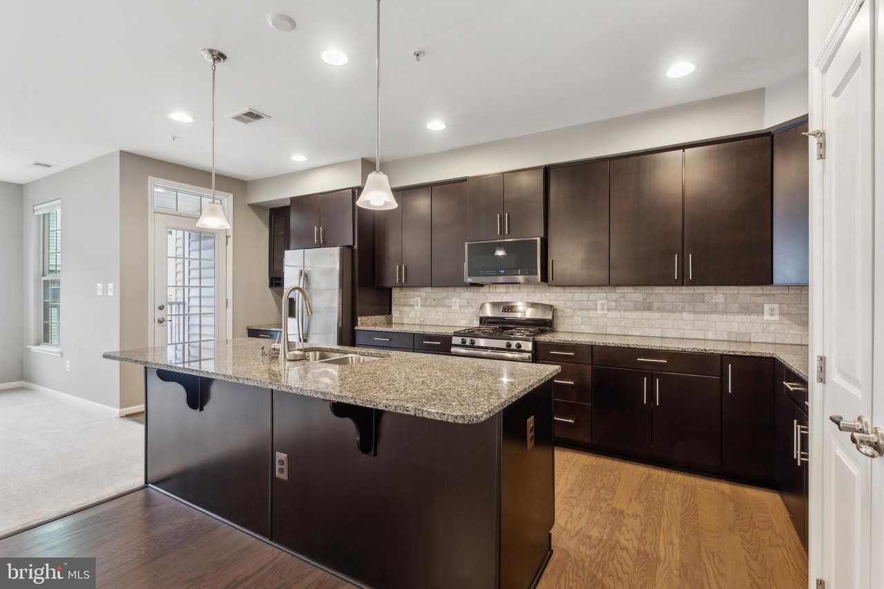 6425 Alan Linton Blvd E - Photo 5 of 12