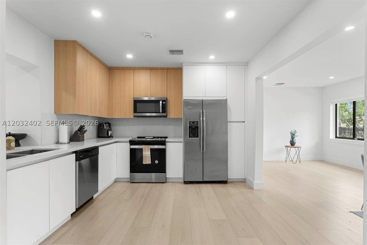 151 Nw 146th St #151 - Photo 5 of 27