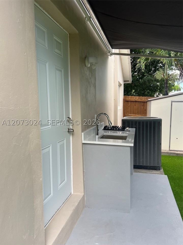 5004 Sw 140th Ct #A - Photo 2 of 50