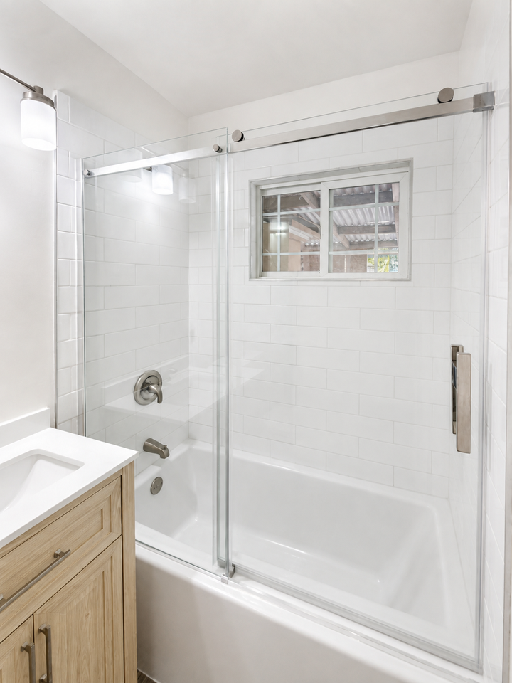 22423 Harvard Blvd #1 - Photo 4 of 36