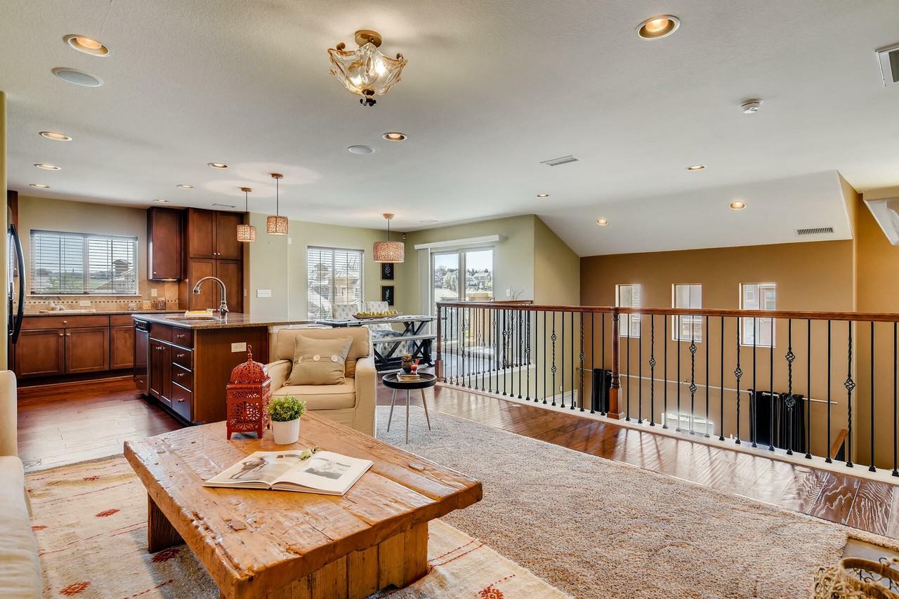 9139 Viaggio Way - Photo 2 of 28