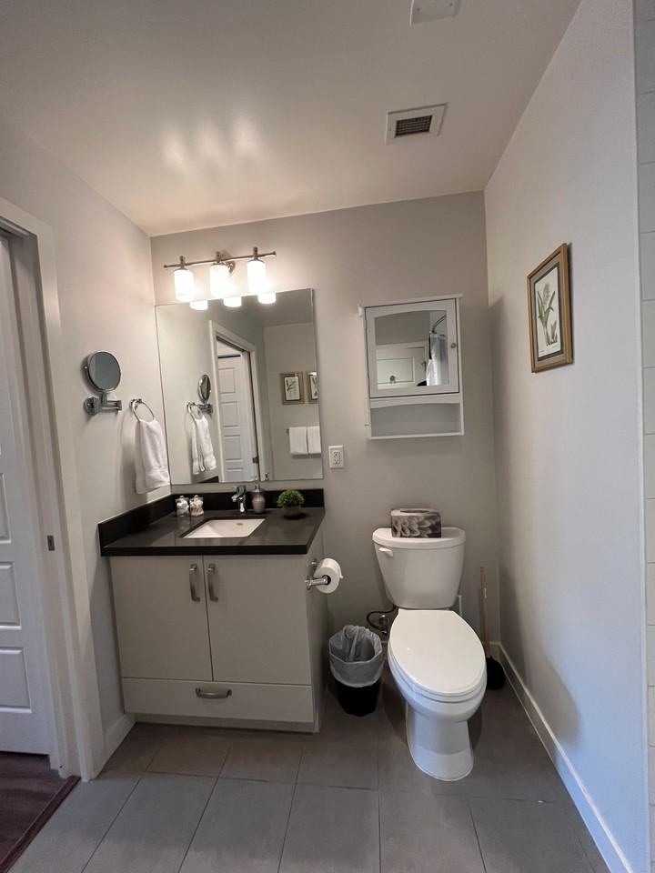 215 West 1st Street #211 - Photo 6 of 16
