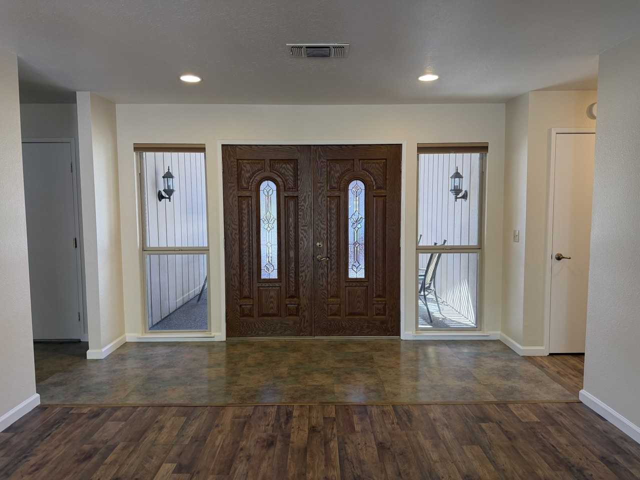 113 Riverview Ct #1 - Photo 4 of 25