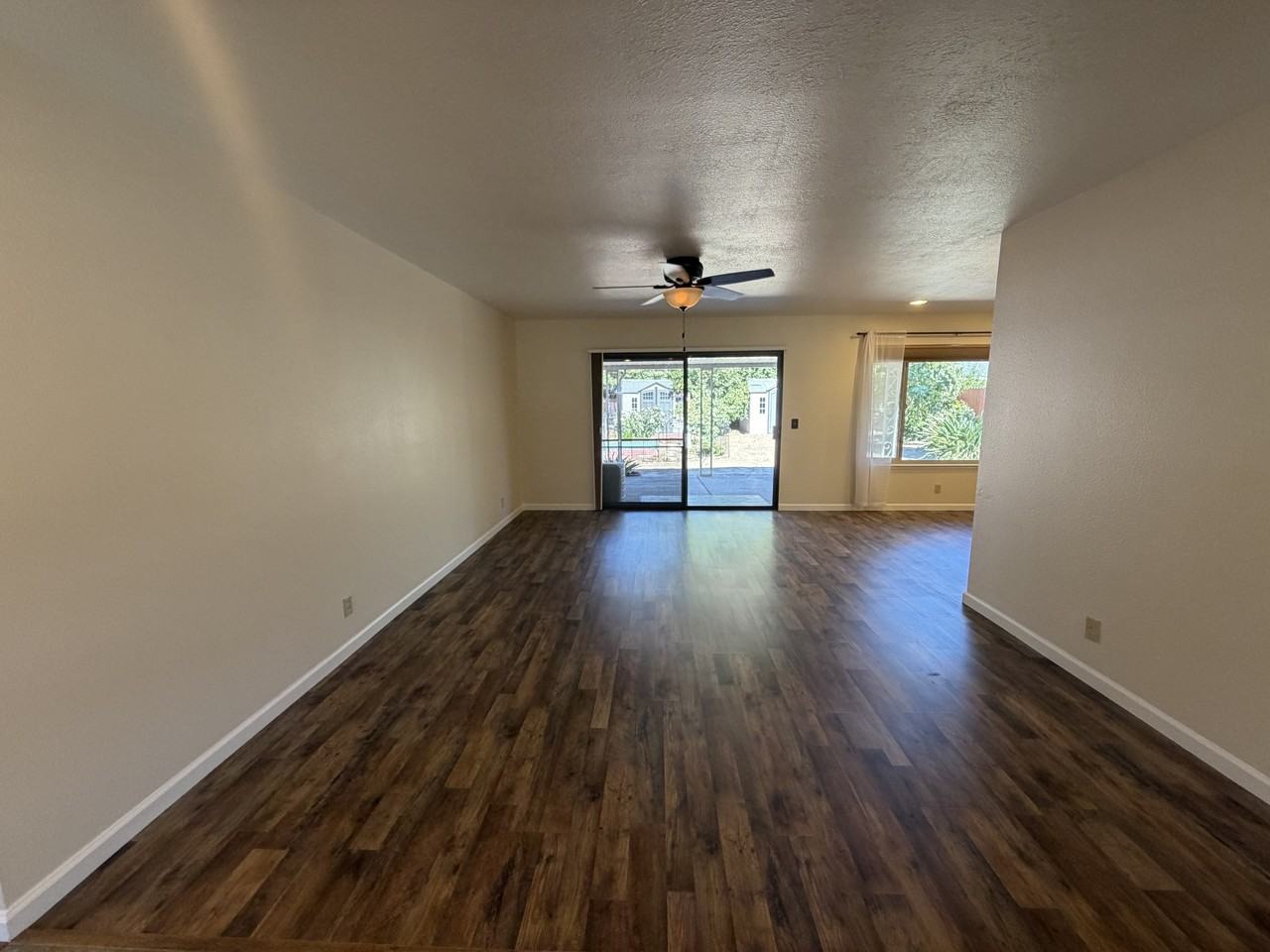 113 Riverview Ct #1 - Photo 5 of 25