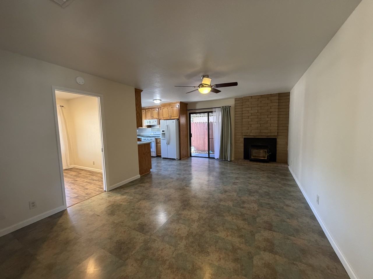 113 Riverview Ct #1 - Photo 6 of 25