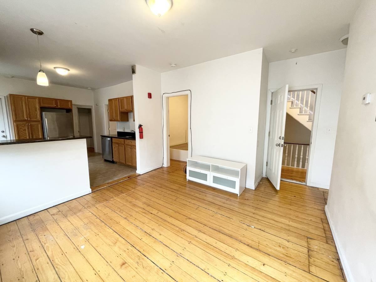 52 Delle Ave #2 - Photo 4 of 8
