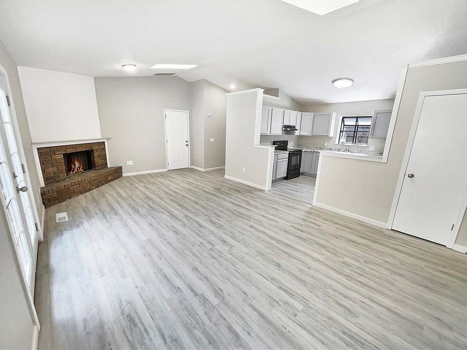 955 W Tesio Way - Photo 3 of 20