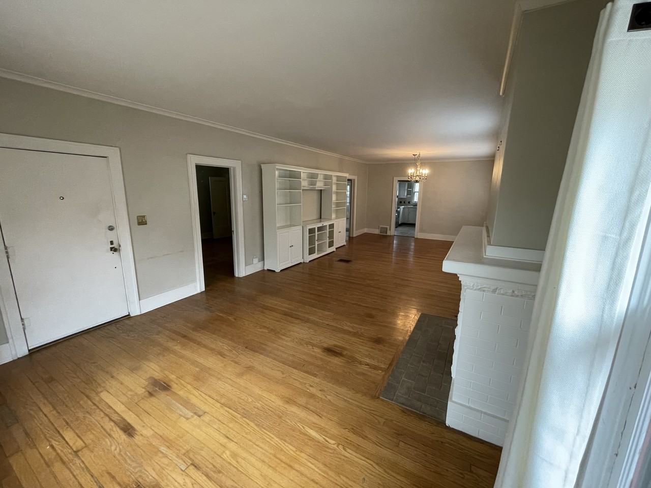 1335 E 18th St #NA - Photo 3 of 16
