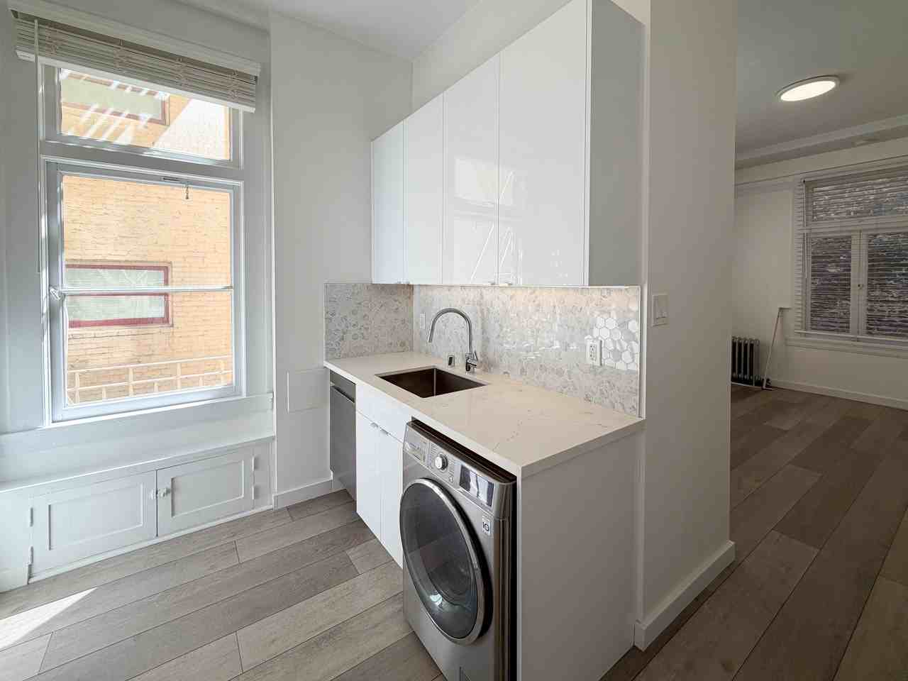 626 Powell St #103 - Photo 2 of 6