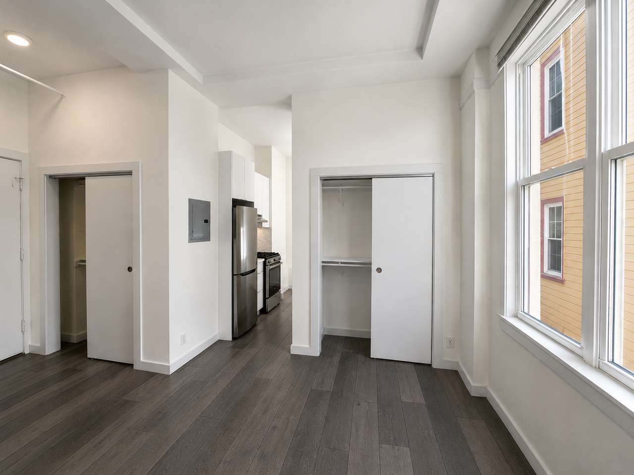 626 Powell St #103 - Photo 4 of 6