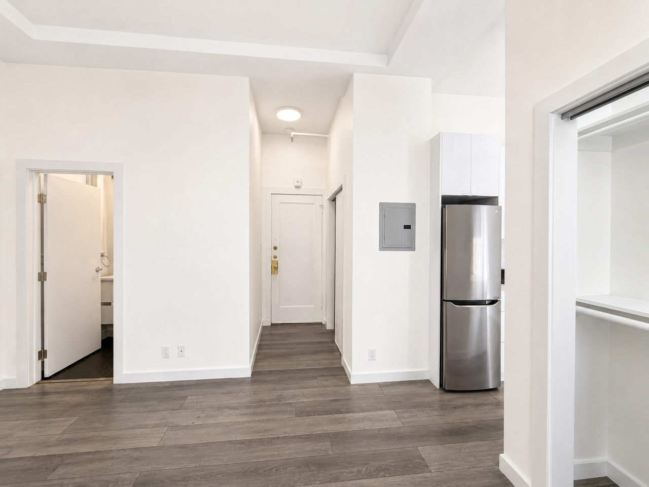 626 Powell St #103 - Photo 5 of 6