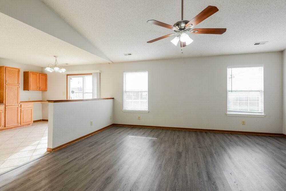 6036 Riversport Ct - Photo 4 of 16