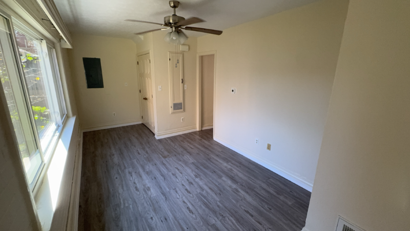 1125 10th Ave - Photo 5 of 16