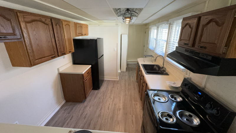 1125 10th Ave - Photo 6 of 16