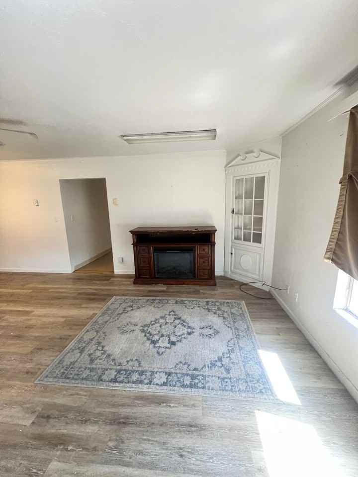1260 Idaho Ave #2 - Photo 3 of 13