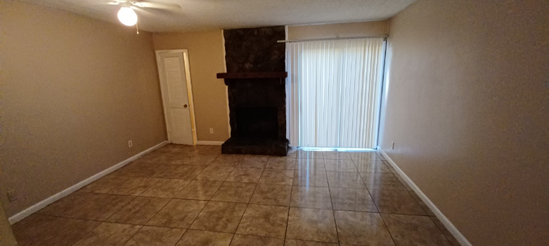 542 Northridge Crossing Dr - Photo 2 of 15