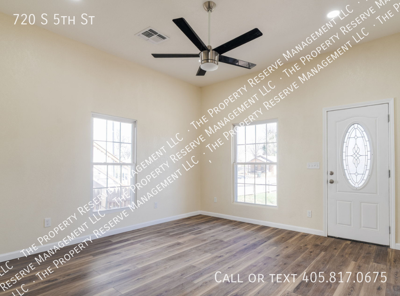 720 S 5th St - Photo 2 of 16