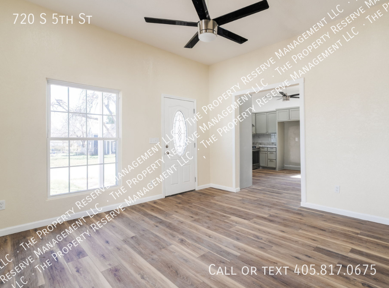 720 S 5th St - Photo 3 of 16