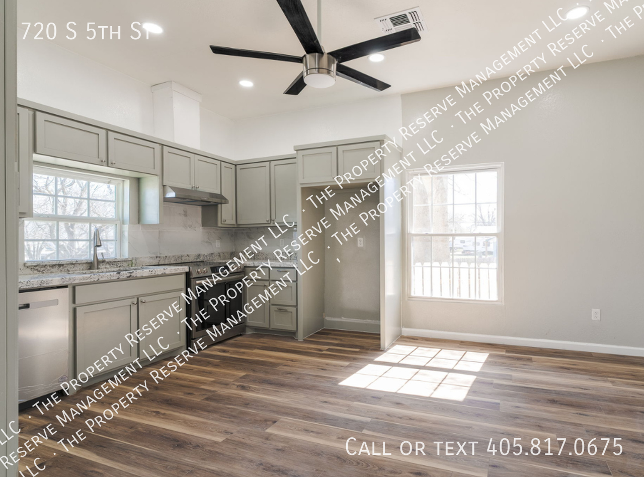 720 S 5th St - Photo 5 of 16