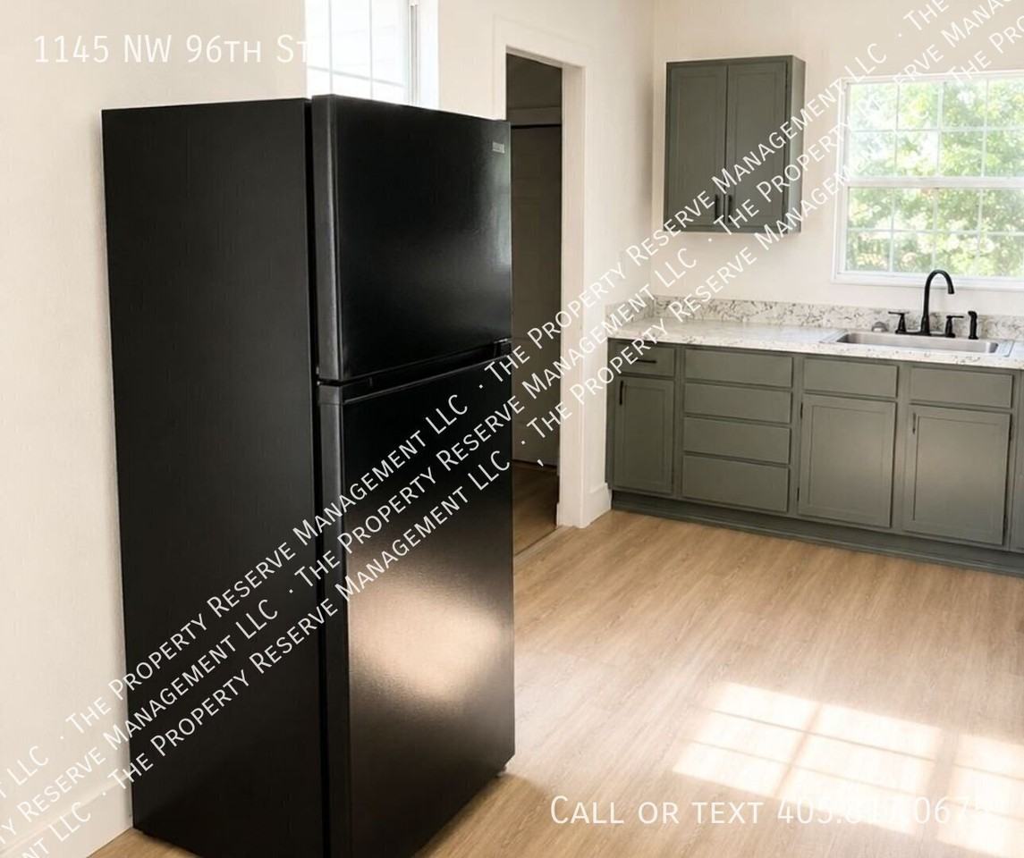 1145 Nw 96th St - Photo 2 of 11