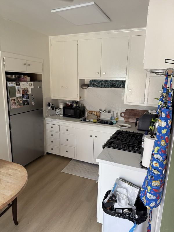 209 39th St #209 - Photo 6 of 10